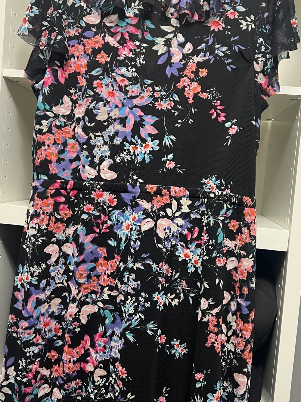 Girls' Black Floral Ruffle Sleeve Dress